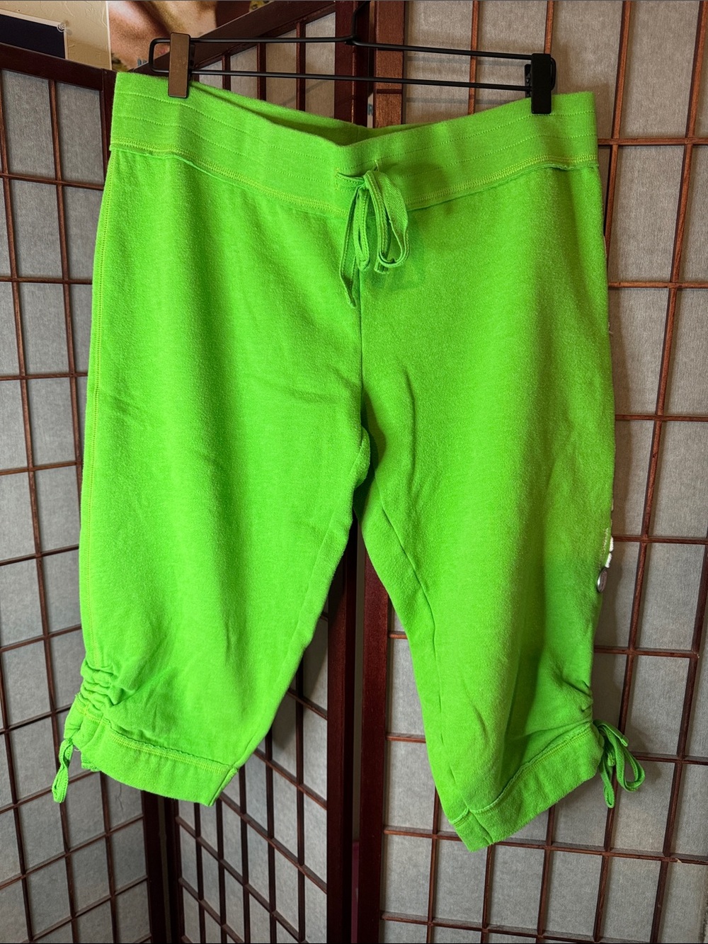Vintage Y2K Bright Lime Green Drawstring Capri Sweatpants